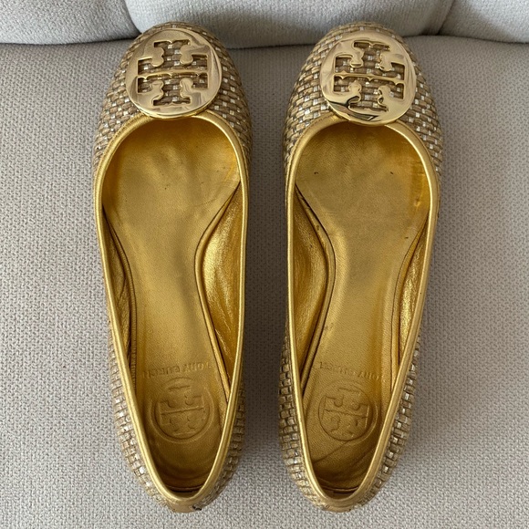 Tory Burch Gold Straw Reva Flat - Picture 2 of 6